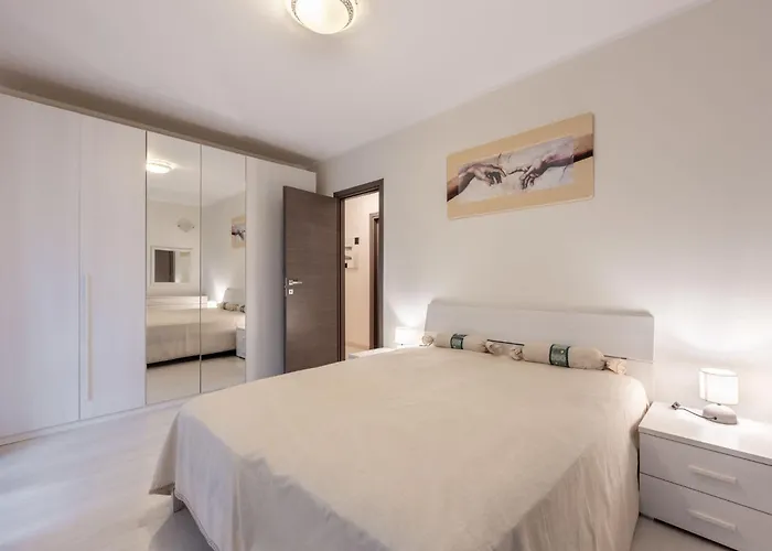 Louna By Interhome Feriehus Mergozzo